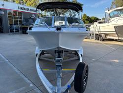 2025 QUINTREX 430 Fishabout