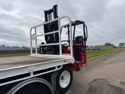 2002 Haulmark
                41Ft Tri-Axle Trailer With New M4 Moffett 