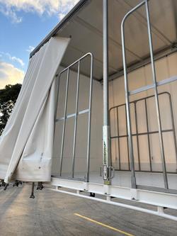 2025 Maxitrans St3 Lead A 12 Pallet Sd Curtain Sider