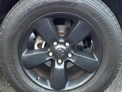 2022 RAM 1500 Express DS MY22 4X4 Dual Range Flame Red