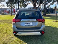 2021 Mitsubishi Outlander ES ZL MY21 AWD Titanium
