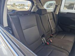 2017 Mitsubishi
                Outlander ES