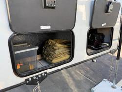 2022 Palomino Ss550 Slide On Camper
