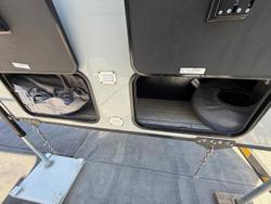 2022 Palomino Ss550 Slide On Camper