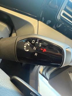 2025 Volkswagen
Tiguan 150TSI R-Line