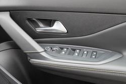 2025 Peugeot 408 GT Premium Hybrid