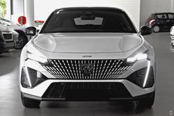 2025 Peugeot 408 GT Premium Hybrid P54 MY25 Okenite White