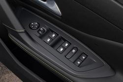 2025 Peugeot 308 GT Hybrid P51 MY25 Okenite White