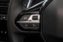 2025 Peugeot 2008 Allure Hybrid P24 MY25 Okenite White