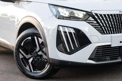 2025 Peugeot 2008 Allure Hybrid P24 MY25 Okenite White