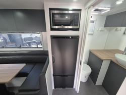 2025 Vivid Caravans EXPLORER 20