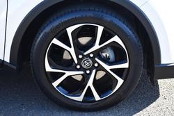 2017 Toyota C-HR Koba NGX10R White