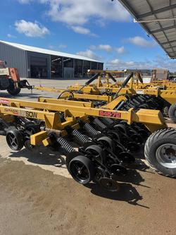2014 SERAFIN ULTISOW S45 60 SINGLE DISC SEEDER USED YELLOW