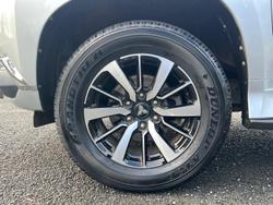 2016 Mitsubishi
                Pajero Sport Exceed