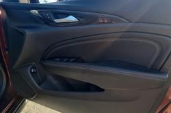 2018 Holden
Calais