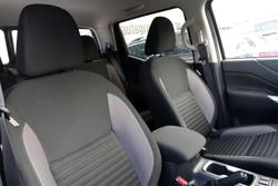 2023 Nissan Navara ST D23 MY23 4x2 White