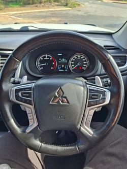 2021 Mitsubishi
Triton GLS