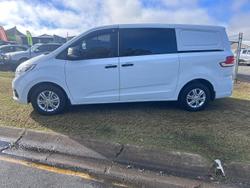 2022 LDV
                G10 +