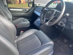 2022 LDV
                G10 +