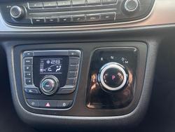 2022 LDV
                G10 +