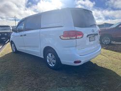 2022 LDV
                G10 +