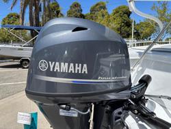 2025 QUINTREX 430 Fishabout Pro
