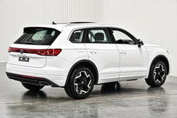 2025 Volkswagen Touareg 170TDI