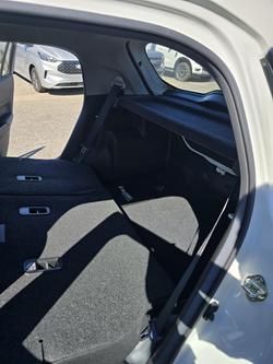 2025 Suzuki Swift Hybrid UZ Pure White