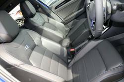 2025 Volkswagen
T-Roc R