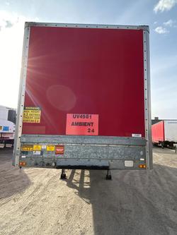 2007 Maxi Trans 24P Dry Freight Van Red
