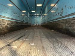 2007 Maxi Trans 24P Dry Freight Van Red