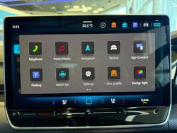 2025 Volkswagen Golf 110TSI R-Line