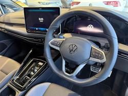 2025 Volkswagen Golf 110TSI R-Line