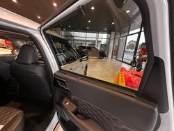 2024 Mitsubishi Outlander PHEV Exceed