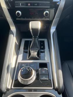 2024 Mitsubishi Pajero Sport GLS