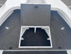 2025 QUINTREX 420 Renegade SC