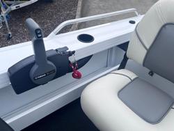 2025 QUINTREX 420 Renegade SC