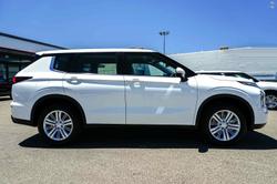 2024 Mitsubishi Outlander ES ZM MY24 White
