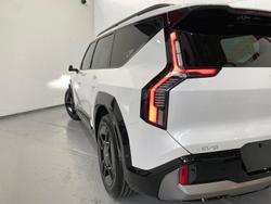 2025 Kia
                EV9 GT-Line