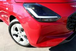 2025 Suzuki Swift Hybrid Plus