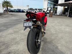 2025 Ducati Panigale V2 S Panigale Red