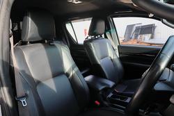 2019 Toyota
Hilux Rogue