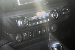2019 Toyota
Hilux Rogue