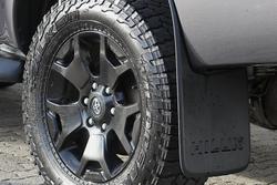 2019 Toyota
Hilux Rogue