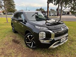2024 Mitsubishi Outlander PHEV Exceed Tourer ZM MY24 AWD Black Diamond with Sterling Silver Roof