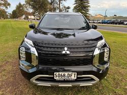 2024 Mitsubishi Outlander PHEV Exceed Tourer ZM MY24 AWD Black Diamond with Sterling Silver Roof