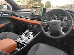 2024 Mitsubishi Outlander PHEV Exceed Tourer ZM MY24 AWD Black Diamond with Sterling Silver Roof