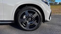 2025 Mercedes-Benz
GLC-Class GLC300