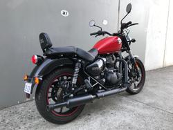 2022 Royal Enfield
Meteor 350 Fireball