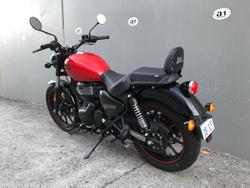 2022 Royal Enfield
Meteor 350 Fireball